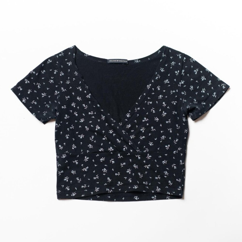 brandy melville "amara top" in navy blue w/ floral pattern